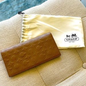 Coach Wallet. New without tags